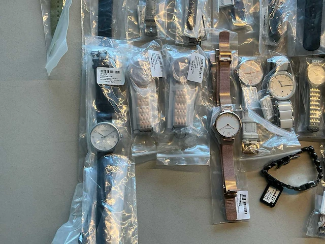 50 diverse horloges rodania - afbeelding 21 van  24