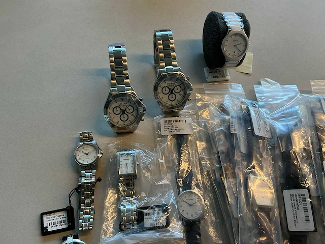 50 diverse horloges rodania - afbeelding 8 van  15