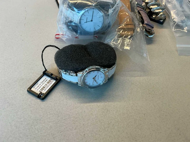50 diverse horloges rodania - afbeelding 22 van  27