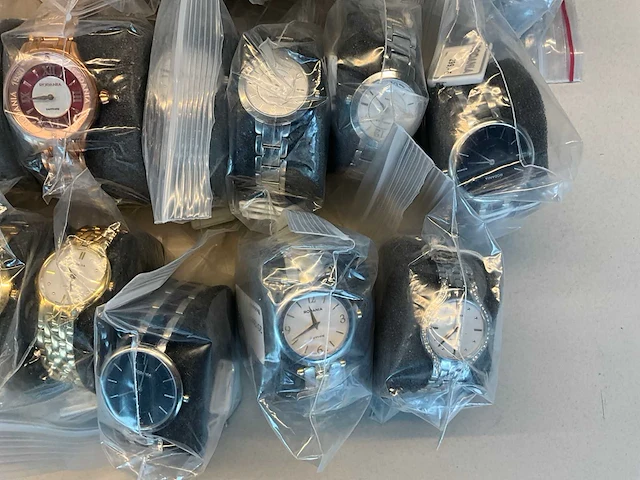 50 diverse horloges rodania - afbeelding 8 van  9