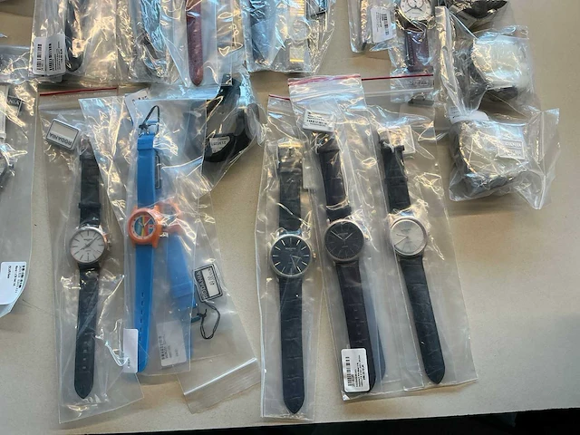 50 diverse horloges rodania - afbeelding 22 van  26