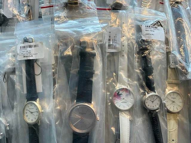 50 diverse horloges rodania - afbeelding 3 van  13