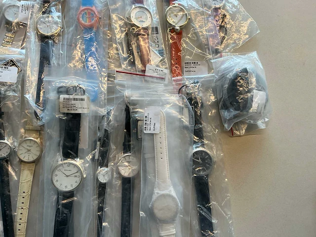 50 diverse horloges rodania - afbeelding 10 van  13