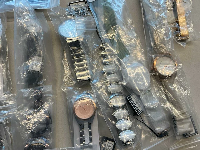 50 diverse horloges rodania - afbeelding 6 van  21