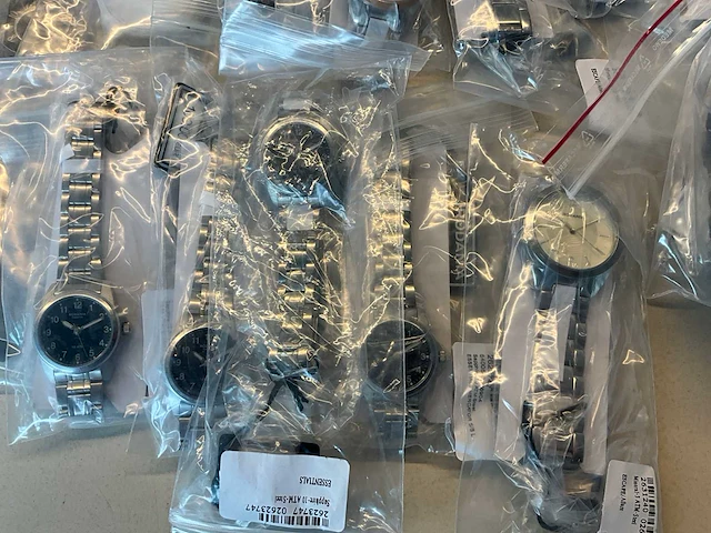 50 diverse horloges rodania - afbeelding 3 van  13