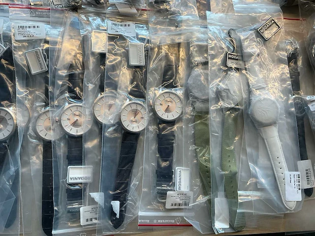 50 diverse horloges rodania - afbeelding 18 van  22
