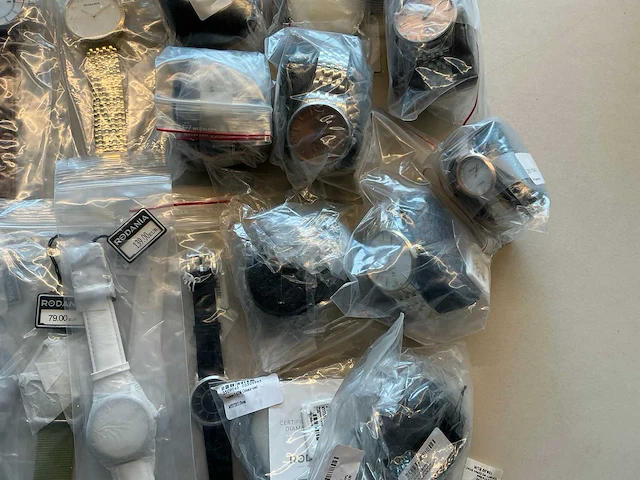50 diverse horloges rodania - afbeelding 20 van  22