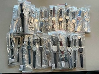 50 diverse horloges rodania - afbeelding 1 van  15