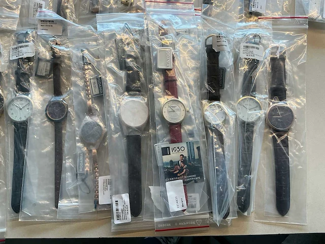 50 diverse horloges rodania - afbeelding 10 van  15