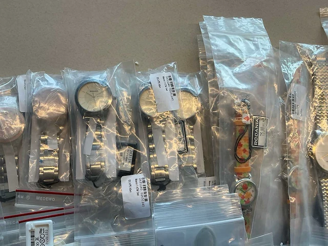 50 diverse horloges rodania - afbeelding 9 van  15