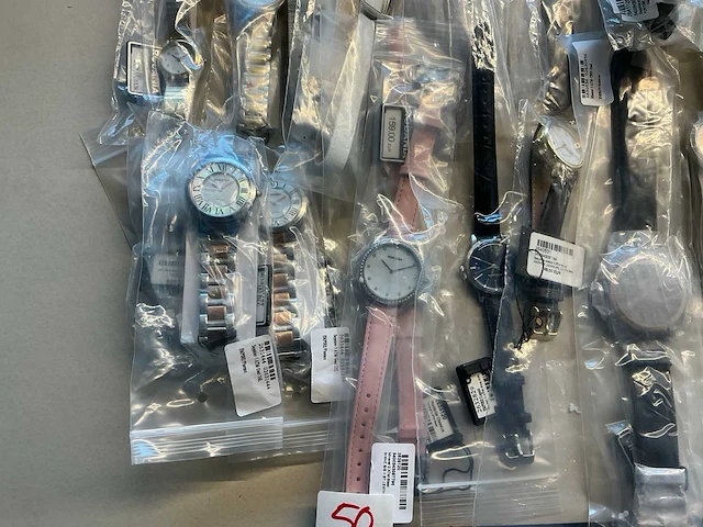 50 diverse horloges rodania - afbeelding 14 van  18