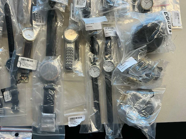 50 diverse horloges rodania - afbeelding 15 van  18