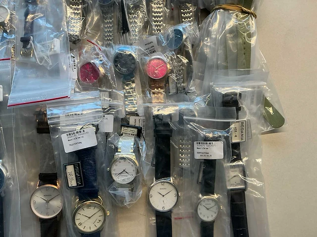 50 diverse horloges rodania - afbeelding 11 van  14