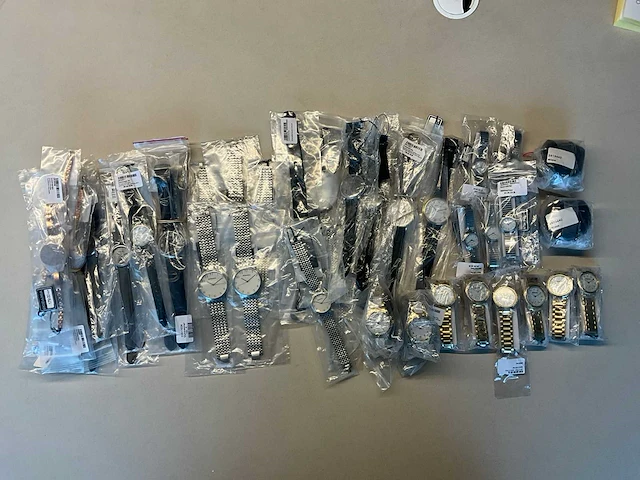 50 diverse horloges rodania - afbeelding 4 van  22