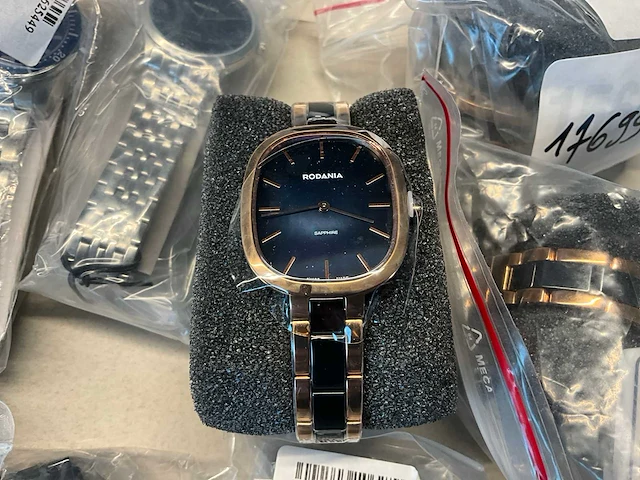 50 diverse horloges rodania - afbeelding 12 van  22