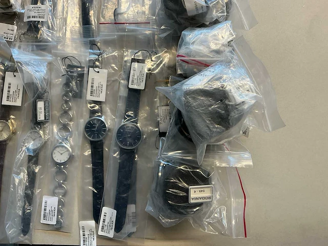 50 diverse horloges rodania - afbeelding 17 van  20