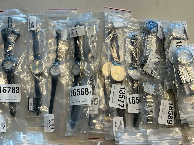 50 diverse horloges rodania - afbeelding 15 van  21