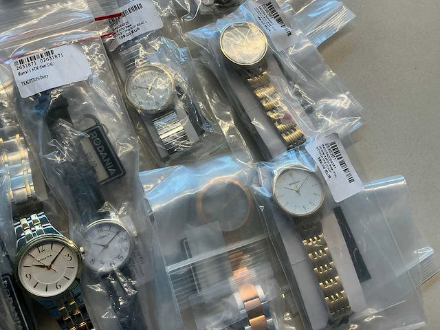 50 diverse horloges rodania - afbeelding 4 van  19