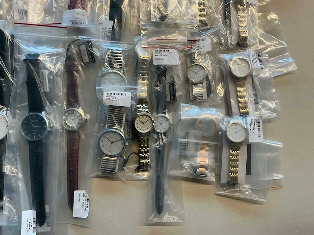 50 diverse horloges rodania - afbeelding 17 van  19
