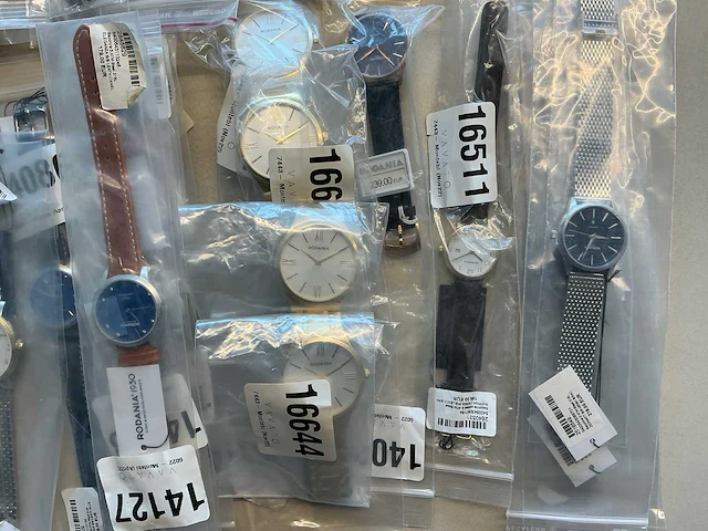 50 diverse horloges rodania - afbeelding 3 van  18