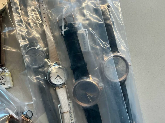 50 diverse horloges rodania - afbeelding 2 van  21