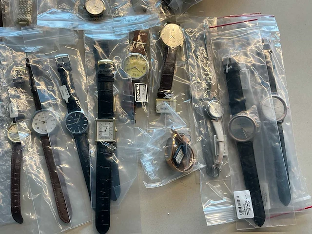 50 diverse horloges rodania - afbeelding 16 van  21