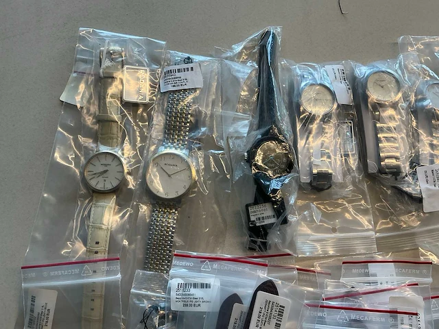 50 diverse horloges rodania - afbeelding 12 van  19