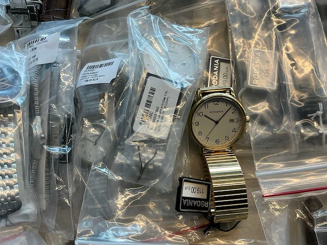 50 diverse horloges rodania - afbeelding 2 van  18