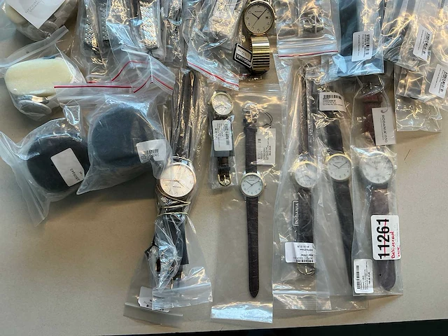 50 diverse horloges rodania - afbeelding 13 van  18