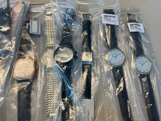 50 diverse horloges rodania - afbeelding 8 van  11