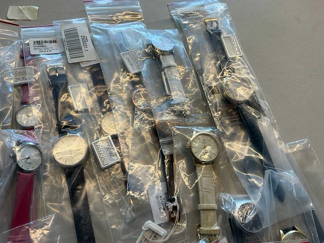 50 diverse horloges rodania - afbeelding 4 van  17