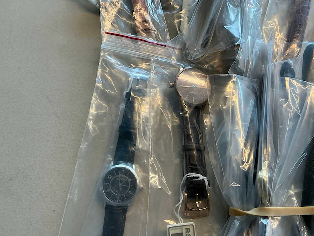 50 diverse horloges rodania - afbeelding 15 van  17