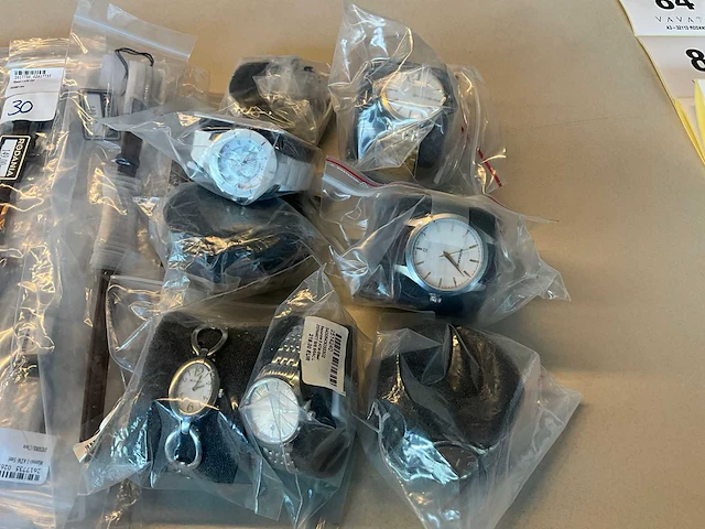 50 diverse horloges rodania - afbeelding 14 van  15