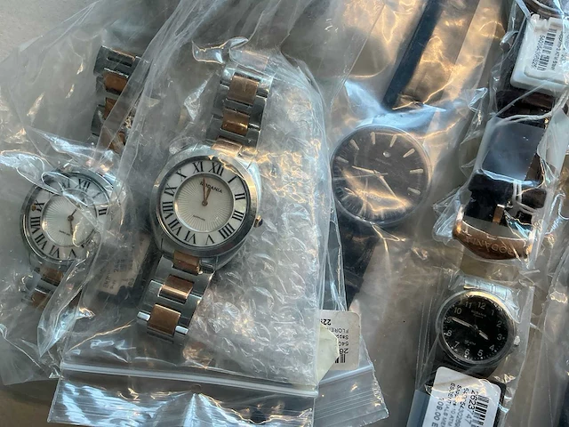50 diverse horloges rodania - afbeelding 2 van  24