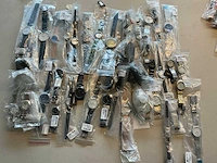 50 diverse horloges rodania - afbeelding 1 van  24