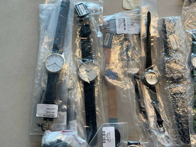50 diverse horloges rodania - afbeelding 12 van  24