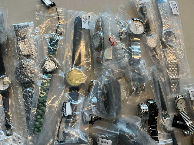 50 diverse horloges rodania - afbeelding 18 van  24