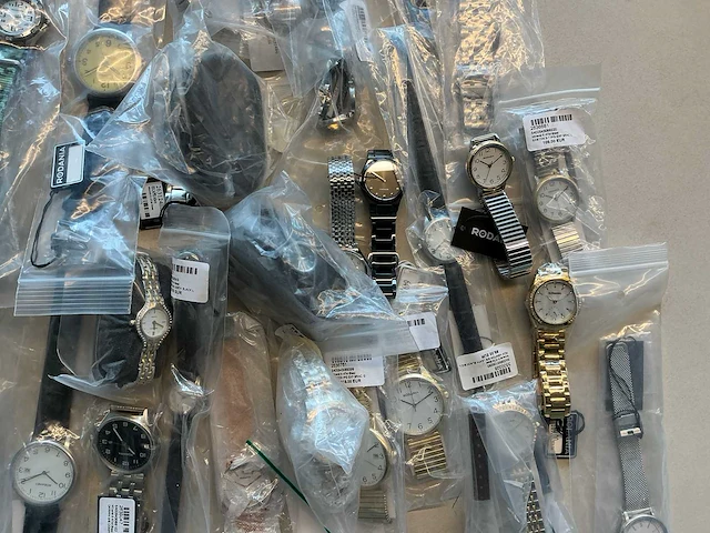 50 diverse horloges rodania - afbeelding 20 van  24