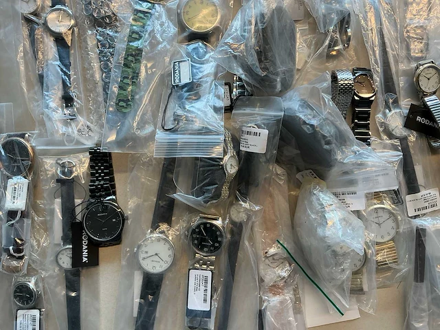 50 diverse horloges rodania - afbeelding 21 van  24