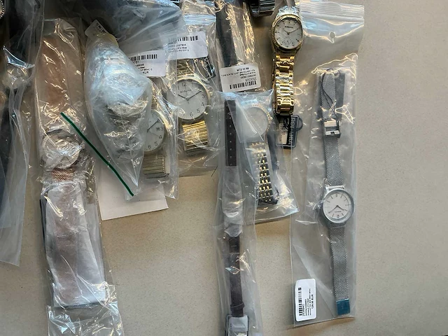 50 diverse horloges rodania - afbeelding 23 van  24