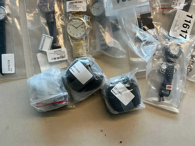 50 diverse horloges rodania - afbeelding 20 van  23