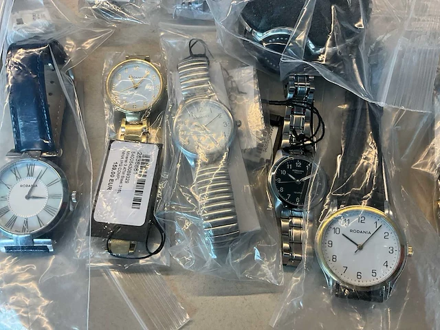 50 diverse horloges rodania - afbeelding 2 van  10