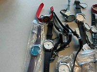 50 diverse horloges rodania - afbeelding 2 van  31