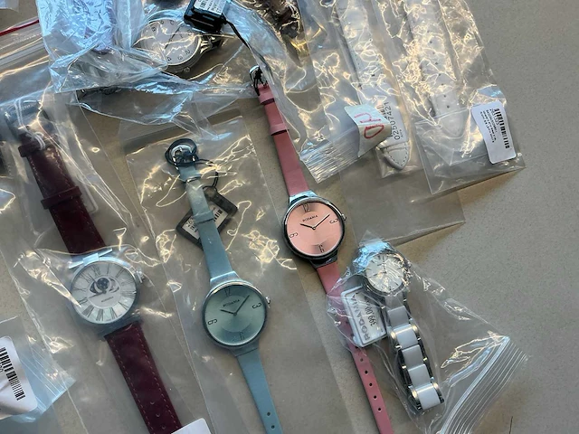50 diverse horloges rodania - afbeelding 9 van  31