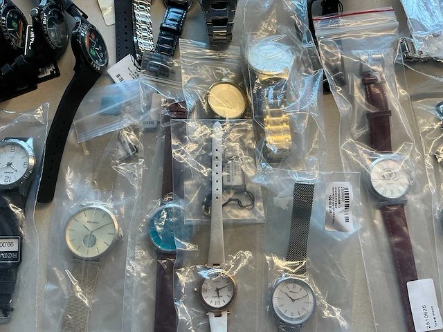 50 diverse horloges rodania - afbeelding 11 van  31