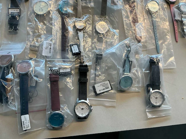 50 diverse horloges rodania - afbeelding 23 van  31