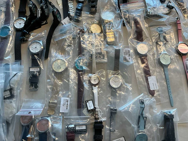 50 diverse horloges rodania - afbeelding 27 van  31
