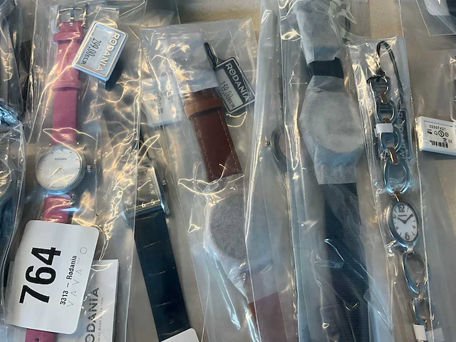 50 diverse horloges rodania - afbeelding 2 van  15