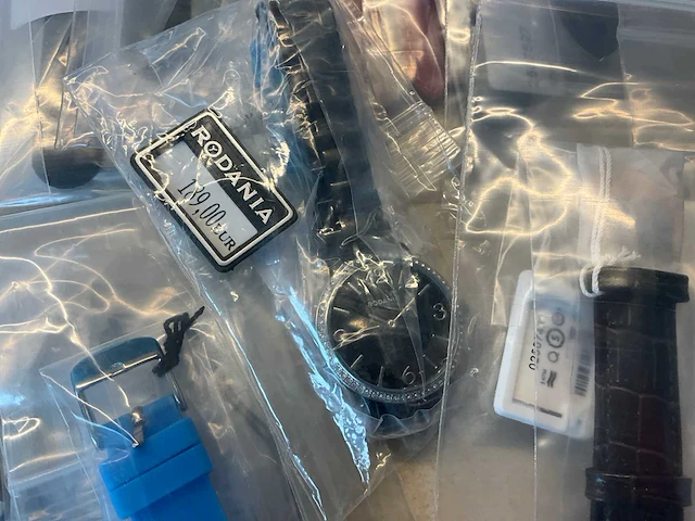 50 diverse horloges rodania - afbeelding 5 van  15