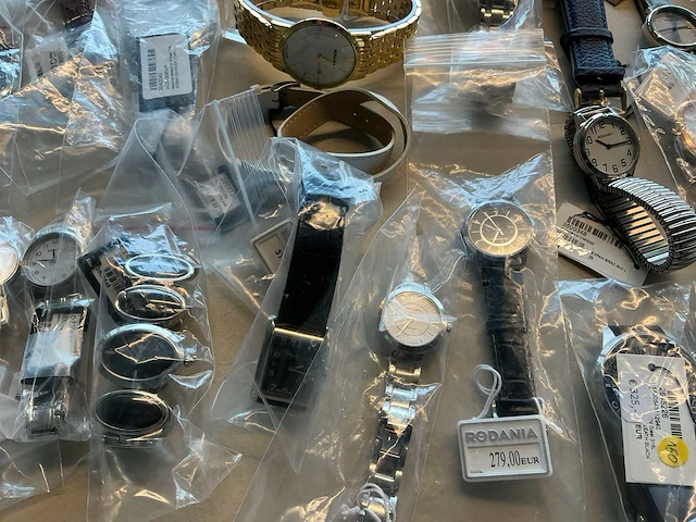 50 diverse horloges rodania - afbeelding 6 van  24